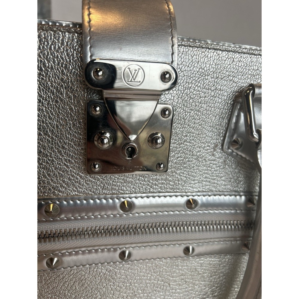 Louis Vuitton Suhali Le Fabuleux Metallic Silver Goat Leather Bag Studs Zips EUC - Picture 5 of 15